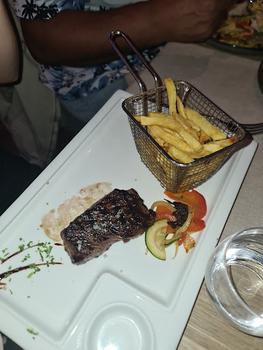 Restaurant Le Golf. Gallery - France