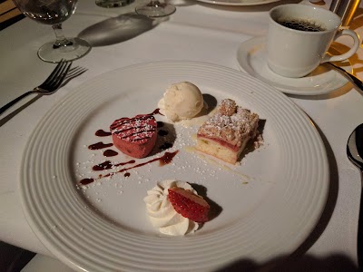 Photos of Copley's on Palm Canyon