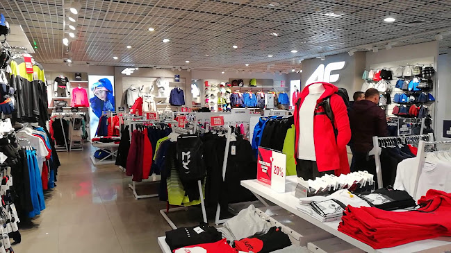Opinie o Sklep Firmowy 4F w Legnica - Sklep sportowy