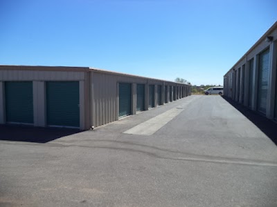 Extra Self Storage - Red Bluff