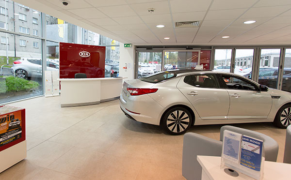 Arnold Clark Cumbernauld Kia photo 3