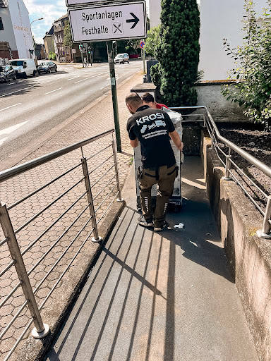 KROSI Umzüge & Entrümpelungen