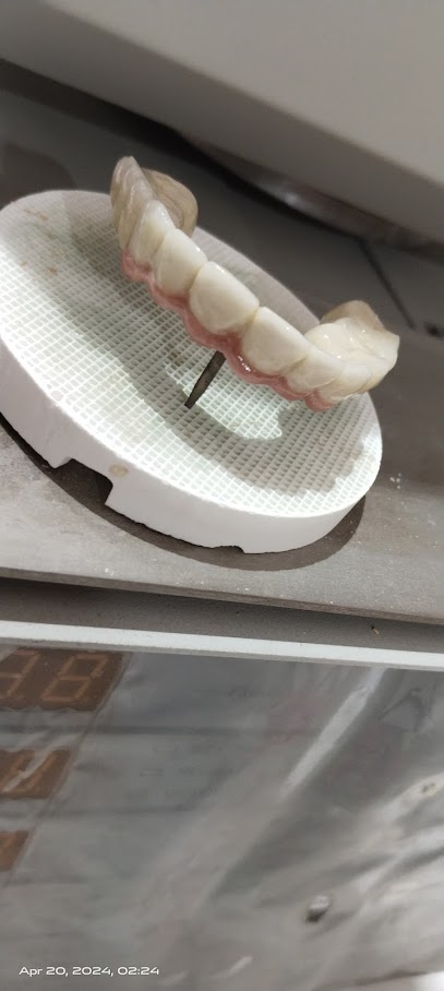 Royal Dent The Dental Solution