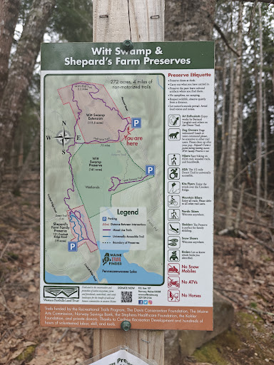 Witt's End Trail - Pleasant Street entrance/parking - Thumbnail