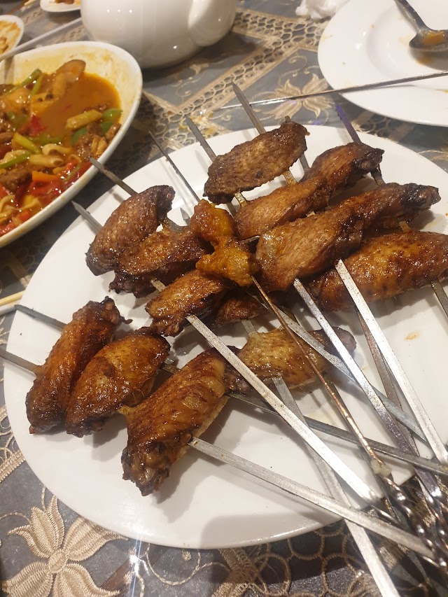 Karlaylisi Restaurant - Uyghur Cuisine