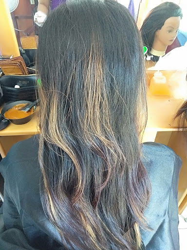 MINWINULI BEAUTY SALON