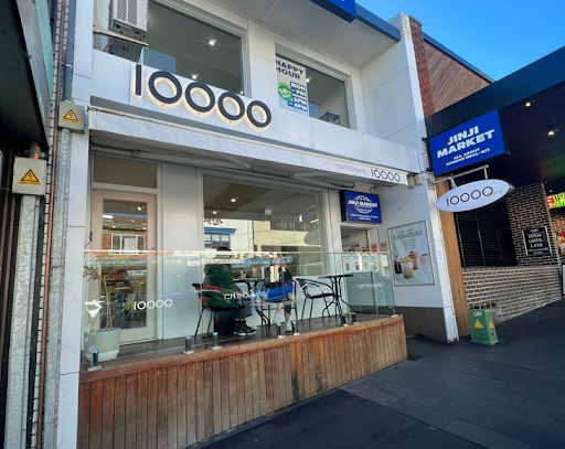 Photo of TEN THOUSAND Eastwood