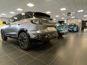 Photo n°3 de RENAULT ENGLOS - GROUPE AUTOSPHERE à Sequedin (Vendeur de voitures d'occasion)