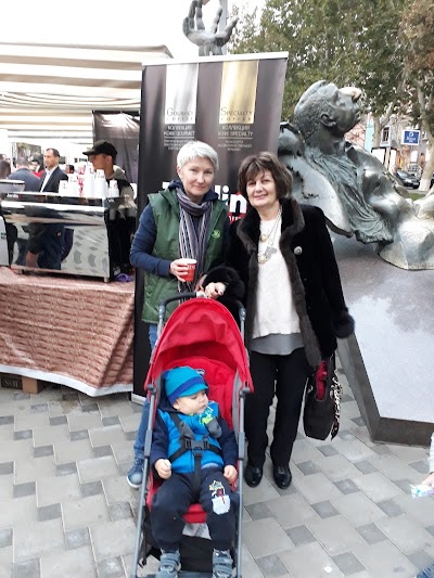 Photos of Arno Babajanyan Statue