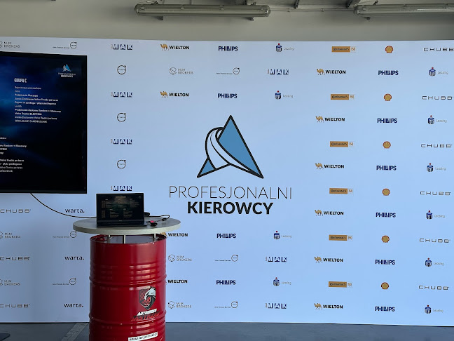 Warszawska 219, 26-600 Radom