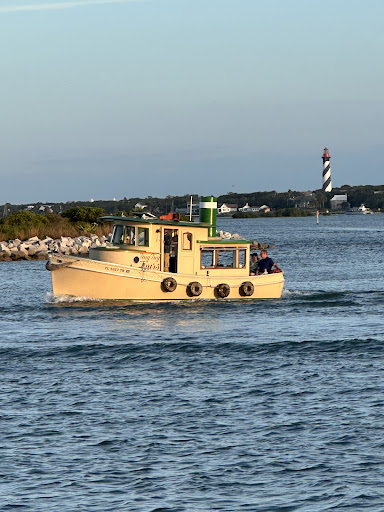 Tiny Tug Tours - Visual
