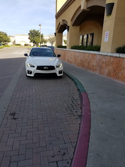Photos of Edwards Camarillo Palace 12 & IMAX