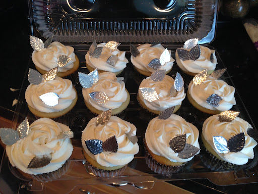 Taylor Made Cupcakes by Jessica - Thumbnail