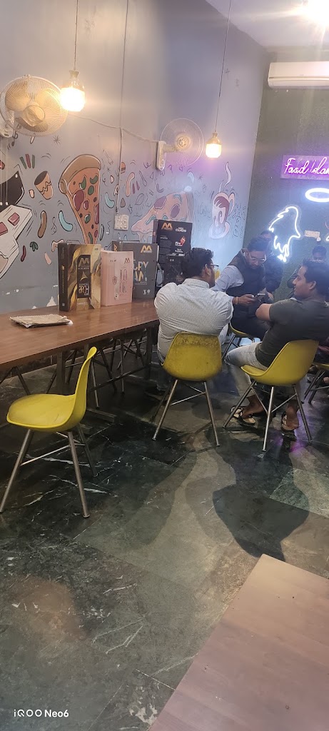 Food Island Cafe Restaurant