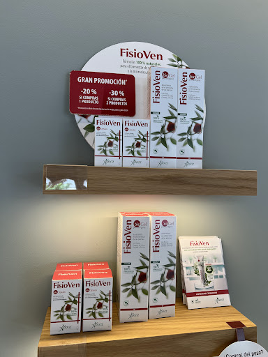 Farmacia Villafuerte Ldos. Luis y Marta Espinosa González. Especialistas en Cosmética, Fórmulas - Thumbnail