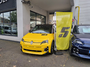 Photo n°1 de Garage Renault Szumny à Vitry-sur-Seine (Vendeur de voitures d'occasion)
