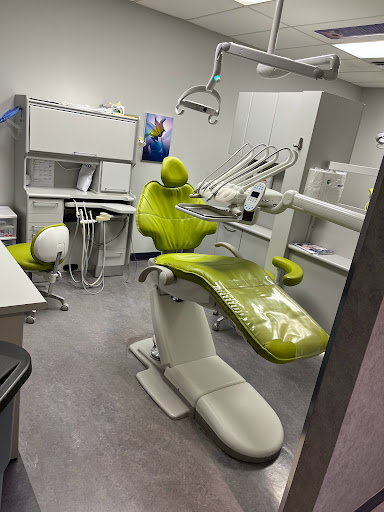 Crestwood Dental Centre - Thumbnail