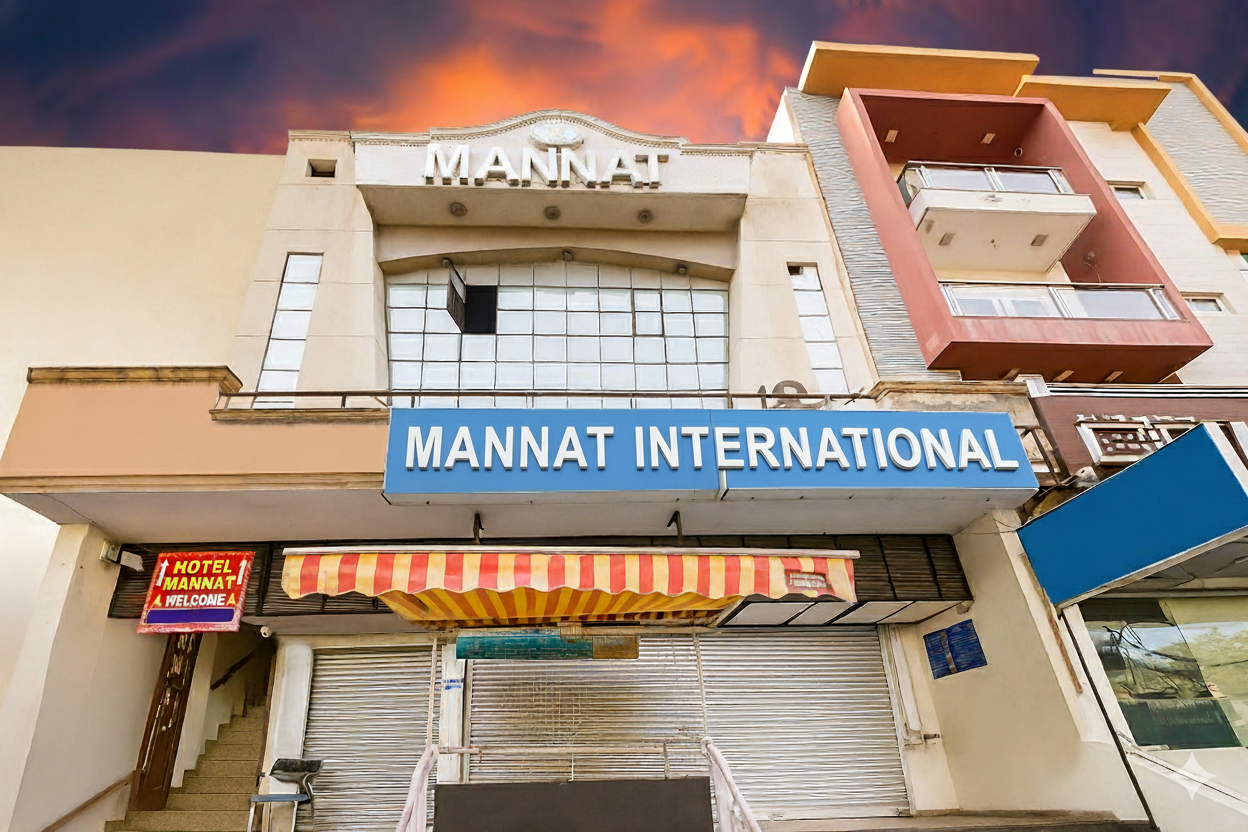 Hotel Mannat International, Paschim Vihar