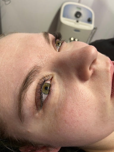 MalRoe Esthetics - Thumbnail