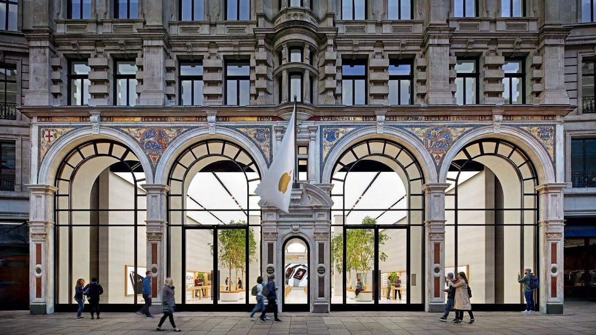 Apple Regent Street