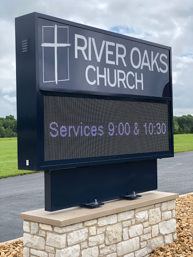 River Oaks Church - Thumbnail