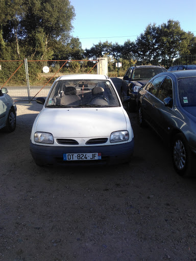 Carzat Auto Demolition