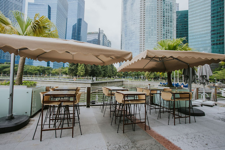 Super Loco Customs House by null