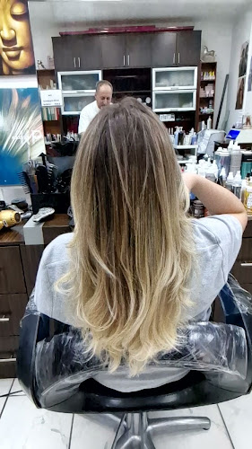 Αξιολογήσεις για το Akis private luxury hairspa στην Πρέβεζα - Κουρείο