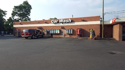 Russell Speeders Car Wash of Norwalk