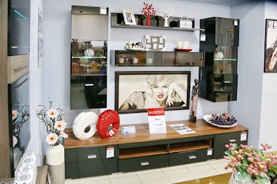 Photos of "BlackRedWhite"