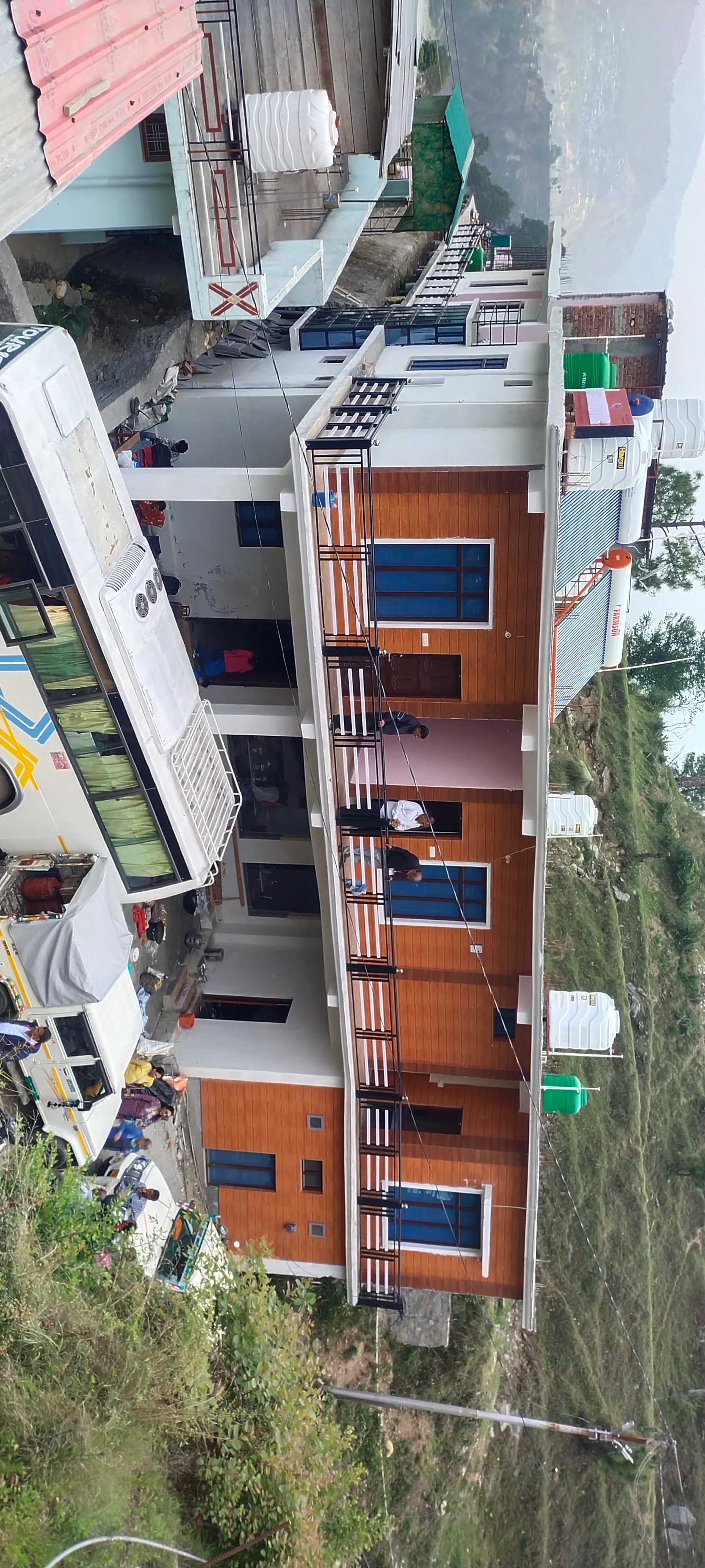 Hotel Mansarovar
