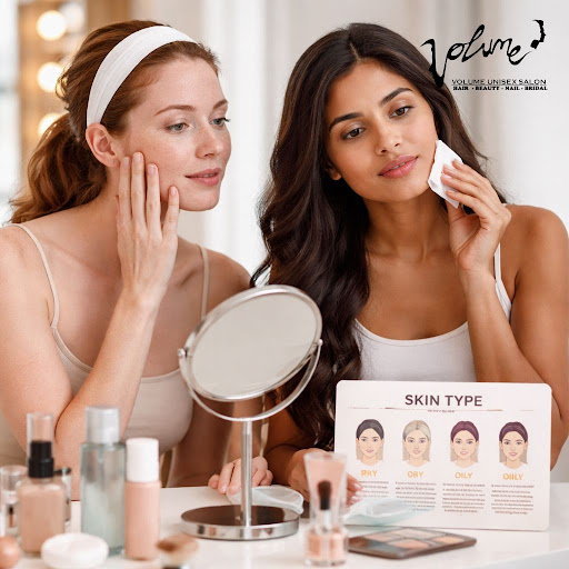 Confused why your makeup looks patchy, oily, or fades too fast? It usually starts with not knowin… post image