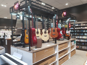 Photo n°2 de Rockstation Ussel à Ussel (Magasin d'instruments de musique)