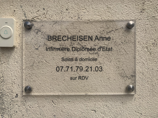 ANNE BRECHEISEN