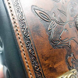 Photo n°53 de Artisanya à Saint-Tugdual (Fournisseur d'articles en cuir)