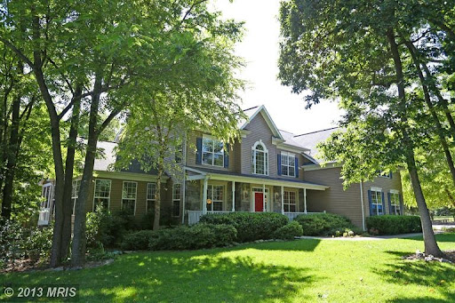 Re/Max: Dede Burrell - Team member of Andy Werner & Associates - Thumbnail