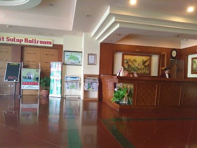 Photos of Abadi Hotel
