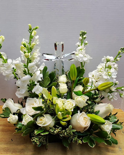 Village Florist & Gifts By Design Gallery - Canada