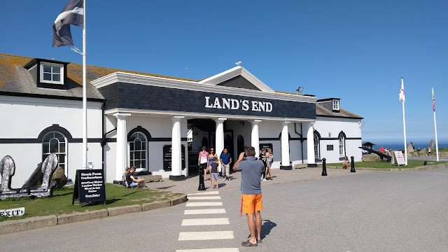 Lands End Visitors Centre