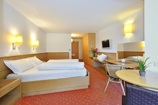 Hotel Luvina - Thumbnail