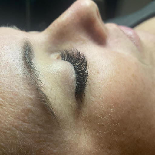 Yeppoon Lashes - Visual