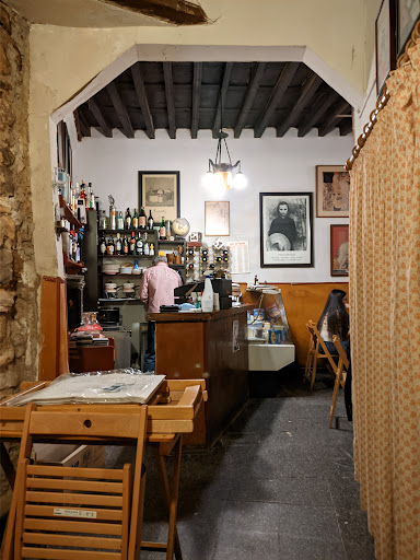 Jacaranda Bar - Visual