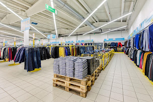 Photo n°3 de Stokomani Orange à Orange (Magasin de jouets)