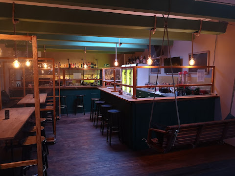 Kwartier Latäng by null