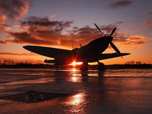 Spitfires.com - Visual