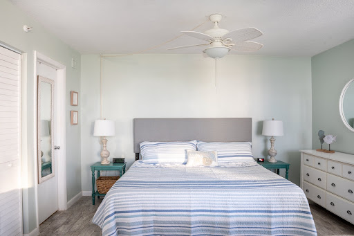 Grand Welcome Ft. Myers Beach - Vacation Rentals & Property Management - Thumbnail