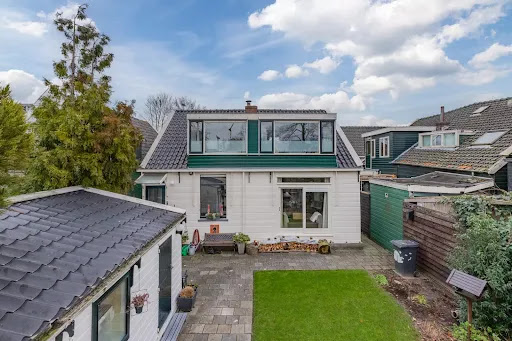 Makelaar Zaandam - Bert van Vulpen Certified Expat Broker - Thumbnail
