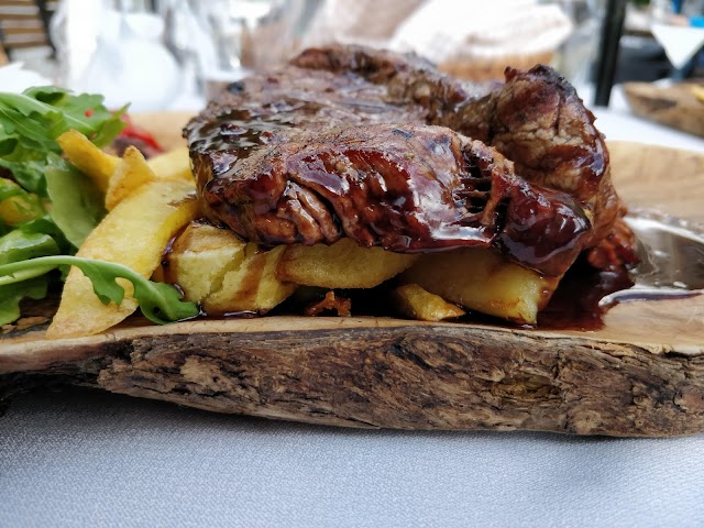 KRITSA Restaurant