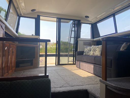 Aquality Time Charters - Visual