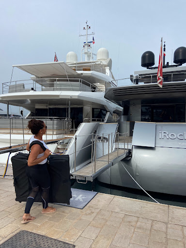Massage Monaco by Goldfinger the Wellness Company since 2007 . AT HOME - HOTELS - YACHTS … - Thumbnail